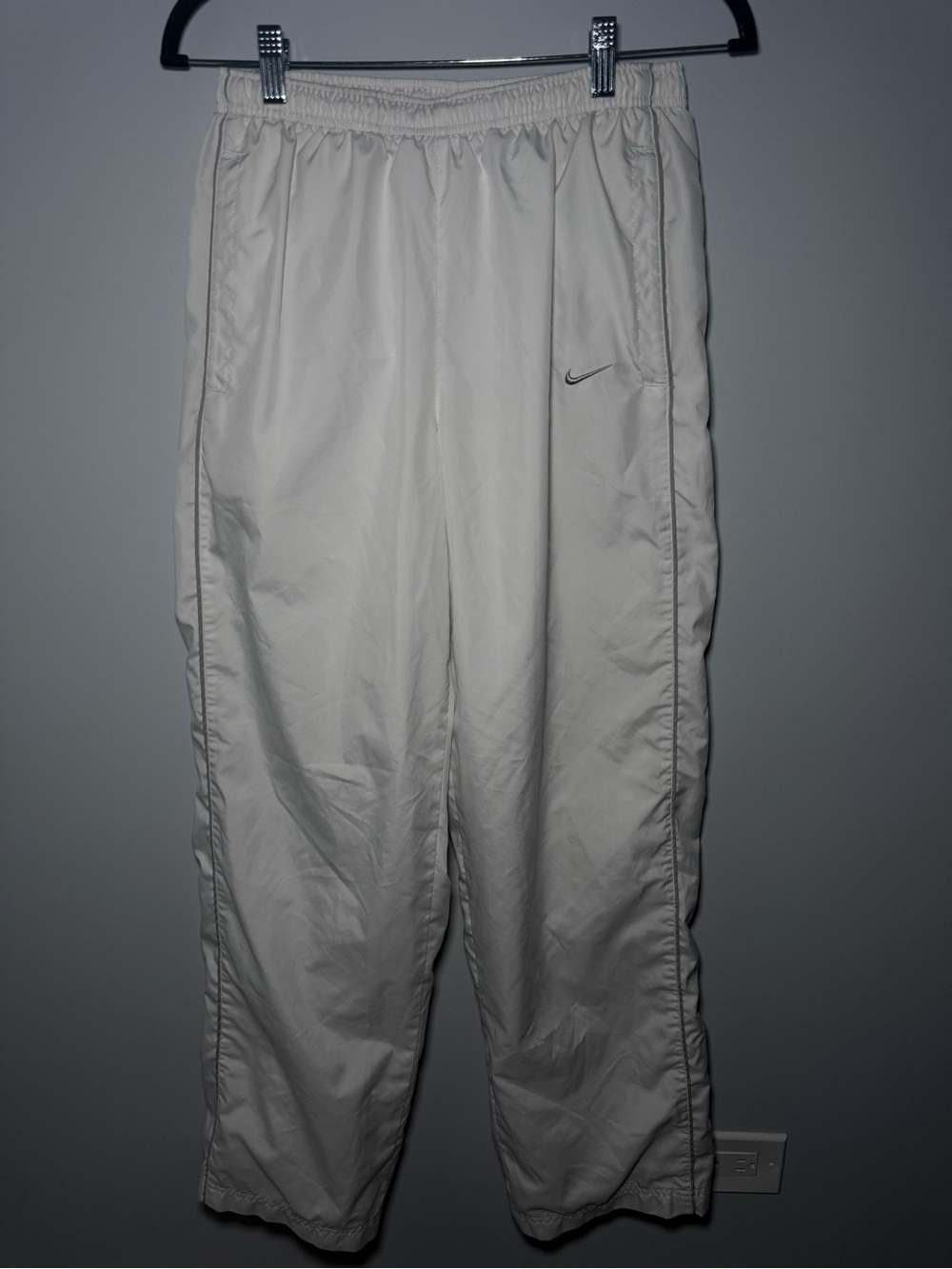 Vintage 90s Y2K White Nike Nylon Snow Track Pants Lined Baggy Windbreaker Zip S